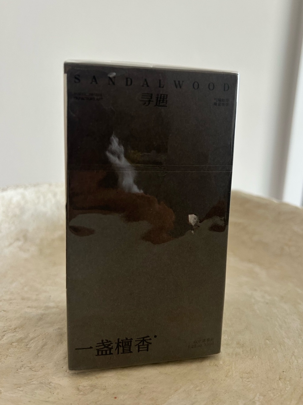 Sandalwood perfume